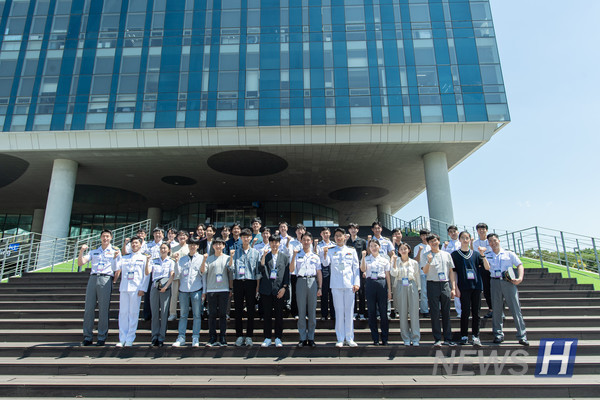 ▲ 미래창조과학부와 국방부는 국내 이공계 분야의 우수 인재를 양성하고 과학기술에 기반한 국방력을 강화하기 위해 ‘과학기술전문사관’ 제도를 시행하고 있다. ⓒ 과학기술전문사관 지원센터