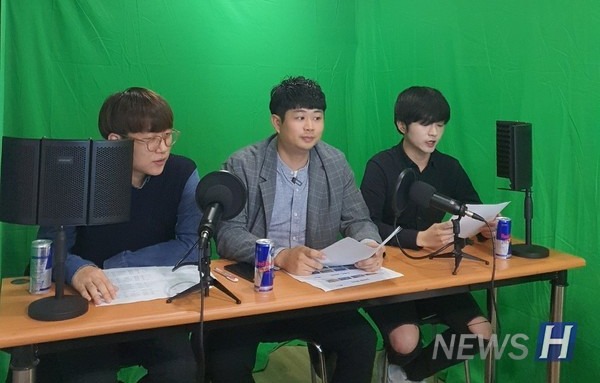 ▲한양대 일반대학원 총학생회는 원활한 본선 중계를 위해 전 현직 카트라이더 프로게이머 해설위원 및 스트리머를 초빙했다.