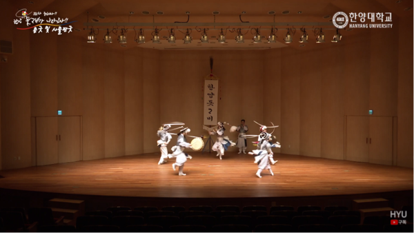 꽹과리_김주완 / 징&열두발_한용섭 / 장구_김현주 / 북_신지용 / 소고_이명모 / 태평소_윤여주 (ⓒ인어공주 토토사이트대학교 공식 유튜브)