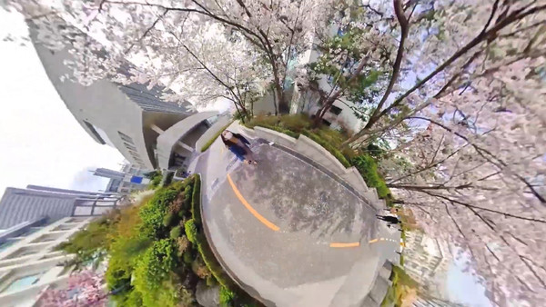 360도 전체의 모습을 담은 영상을 통해 더욱 실감 나는 학교의 모습을 확인할 수 있다  (ⓒ더탑 토토사이트 공식 유튜브)