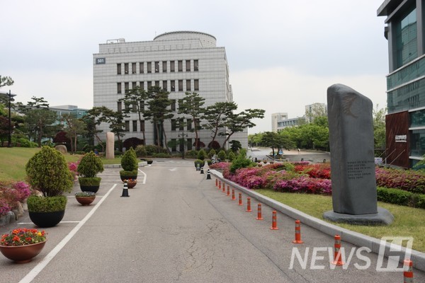 ▲ zone 5: 백남학술정보관에서 인문과학대학으로 향하는 길목의 건물들을 포함한다. 
