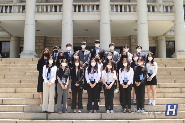▲ 제1회 한양대학교 온라인 모의 유엔대회의 운영진. 이들은 대회 준비를 위해 많은 노력을 기울였다. ⓒ 이윤기 학생