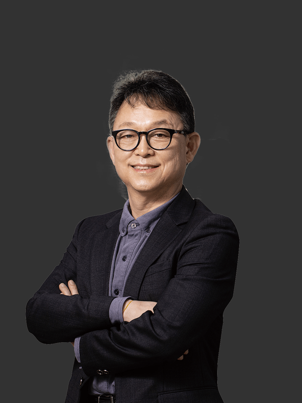 ERICA 토토사이트 프리미어토토 김정룡 센터장