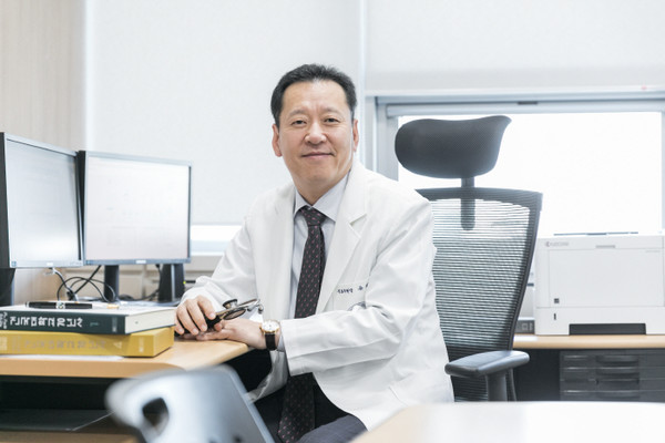 유광하 병원장 (