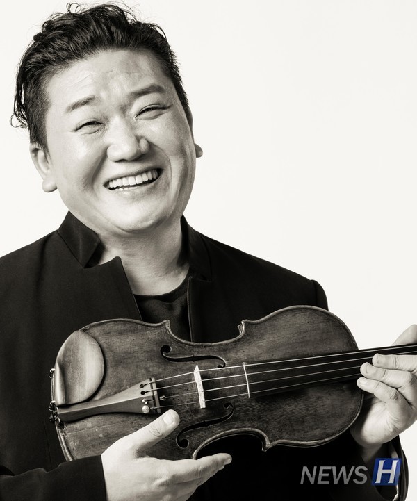 ▲ 김응수 관현악과 교수는 오스트리아 빈 국립음대, 그라츠(Graz) 국립음대와 독일의 하노버 국립음대를 모두 수석으로 졸업하며 뛰어난 음악적 재능을 보여줬다. © 김응수 교수