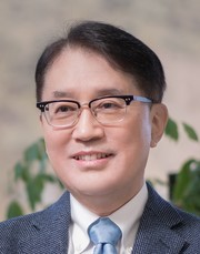 김성근 교수