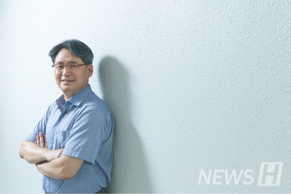 ▲ 김항배 교수는 시대에 따라 파주 토토사이트론은 달라져 왔지만, 파주 토토사이트를 이해하려는 인류의 연구와 탐험은 계속되고 있다고 말한다.