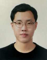 Professor Kim Kyunghak.