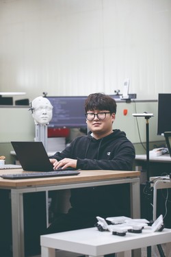▲ 황현호 토토사이트 하피원(전자공학부 석박통합과정 11기)