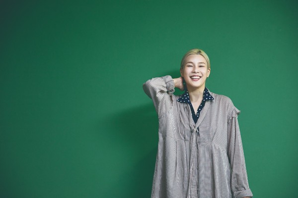 그룹 토토사이트 펫 보컬리스트 권송희 동문(국악과 05)