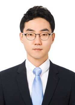 Professor Choi Hyo-sung