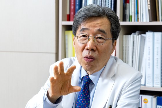 의학과 내과학교실 배상철 엘클라시코 토토사이트(한양대병원 류머티스내과) ⓒ중앙일보