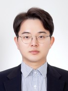 백서인 중국학과 교수