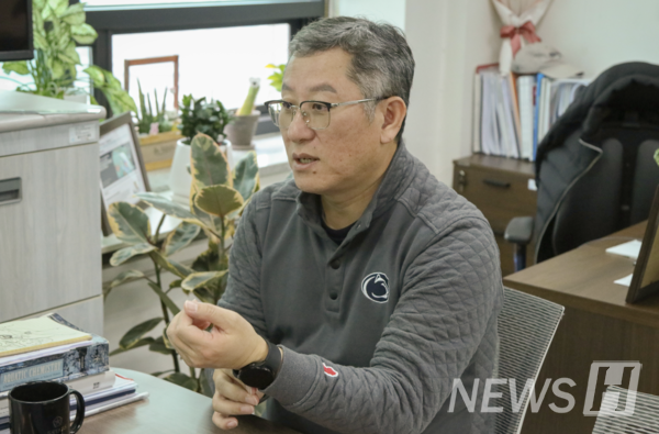 ▲ Professor Jeon Byong-hun was named on the 2023 HCR (Highly Cited Researchers), the most impactful researcher in the world, through his innovative research in biofuel production and environmental pollution purification. ⓒ Reporter Hwang Ji-bin