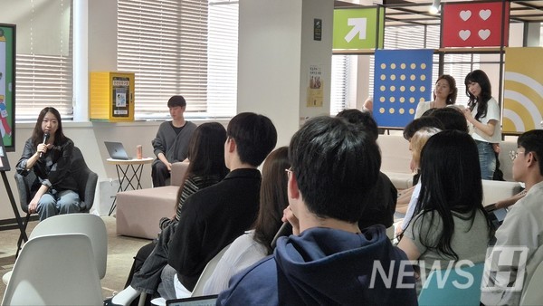 ▲ TEDxHanyangU는 디렉터, 전략기획부, 영업마케팅부로 구성돼 있다. 전략기획부는 행사기획팀, 연사섭외팀으로 구성됐으며 영업마케팅부에는 홍보팀, 미디어팀, 디자인팀, 대외협력팀이 속해있다. ⓒ TEDxHanyangU