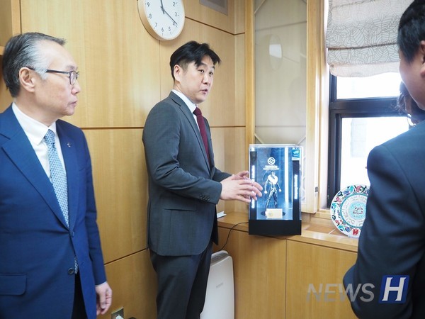 ▲ 김 비타임 토토는 "스승과 제자는 경직되지 않고 편안한 관계가 좋다"며 "함께 호흡하며 시너지를 낼 수 있는 관계를 만들어야 한다" 말했다. ⓒ 김성민 비타임 토토