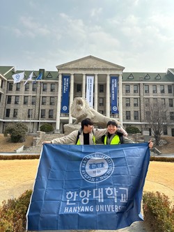 ▲ 유 씨는 누군가와 함께 하는 카지노 꽁머니 즉시지급을 통해 진정한 사랑을 실천하는 중이다. ⓒ 유동현 학생