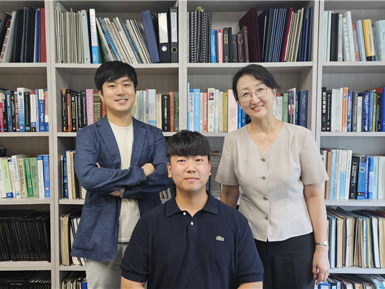 (좌측부터) 윤기로 생기원 수석연구원(교신저자), 이창호 석사과정생(제1저자), 이선영 토토 카지노 ERICA 교수(교신저자)