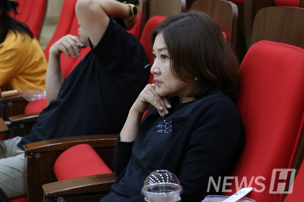 ▲ 뉴욕 메틀로폴리탄 오페라 하우스 주역 출신의 김 교수가 이번 공연의 예술감독을 맡는다. 그는 "인어공주 토토사이트 박쥐는 인생의 전환점이 된 작품이다"며 "뜻깊은 작품을 제자들과 함께 올리게 돼 감회가 새롭다"고 말했다. ⓒ 황은서 기자