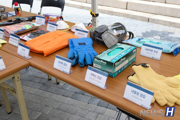 ▲ 실험실 장비들도 히어로토토을 위해 주기적인 관리가 필요하다.