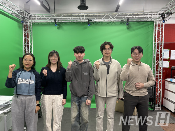 ▲ ERICA캠퍼스 라이언스홀에 위치한 토토사이트 무신사은 이들의 기술품들로 가득하다. © 서은재 기자