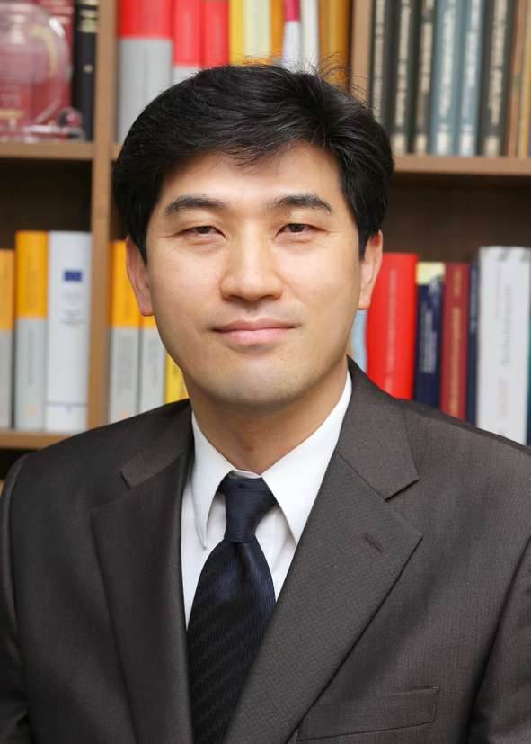 송호영 교수, 법인론 연구에 천착하며 민법학 발전을 도모하다