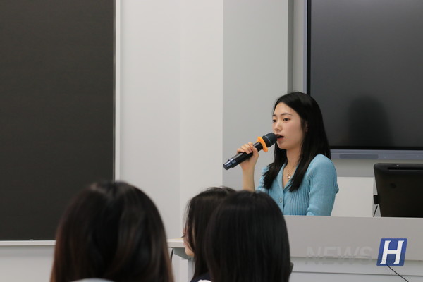 ▲ 김 씨는 WFK 청년봉사단 47기로 네팔의 지적장애 특수학교에서 교육봉사를 진행했다. ⓒ 김경하 기자