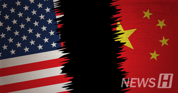 ▲ Professor Choi stated, “DeepSeek has shaken the 토토사이트 확인 market, which was previously dominated by big tech companies in the US, and intensified the US-China 토토사이트 확인 power struggle.” ⓒ Getty Images