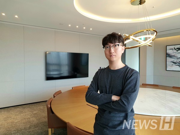 ▲ 이윤희(교통물류공학과 4) 씨는 지난해 ERICA 캠퍼스를 마인크래프트로 완벽히 구현해 한양인들로부터 뜨거운 반응을 얻었다. ⓒ 이윤희 학우