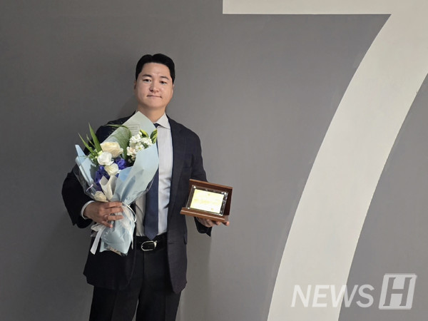 ▲ 노태우 국제학부 교수는 2023년 한양대에 부임해 지난해 엘스비어가 발표한 세계 상위 2% 라오스 스포츠토토로 선정됐다. © 노태우 교수