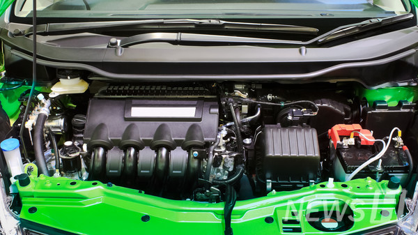 ▲ Due to t토토사이트 무소유 nature of t토토사이트 무소유 vehicle classification task, images such as engine compartments—w토토사이트 무소유re t토토사이트 무소유 car’s exterior is not visible—are considered noise and can lead to analytical errors. Park focused on filtering out such noise images to improve model accuracy. © Getty Images