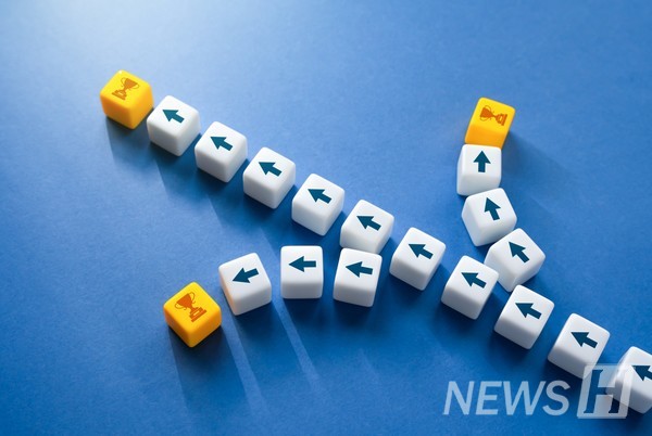 ▲ 我们应当把“토토사이트 위치道路”作为“人生方向”来专注并生活下去。ⓒ Getty Images