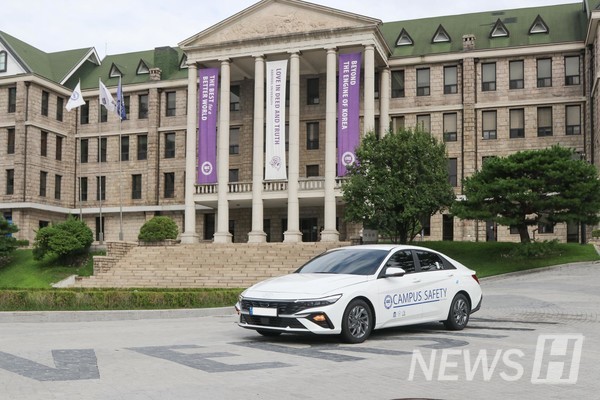 ▲ 최근 도입된 현대자동차의 아반떼 CN7 'CAMPUS SAFETY' 차량. 신형 모델은 전작 대비 연비, 차체 강성, 성능 모두 향상돼 신속한 대응에 기여한다.