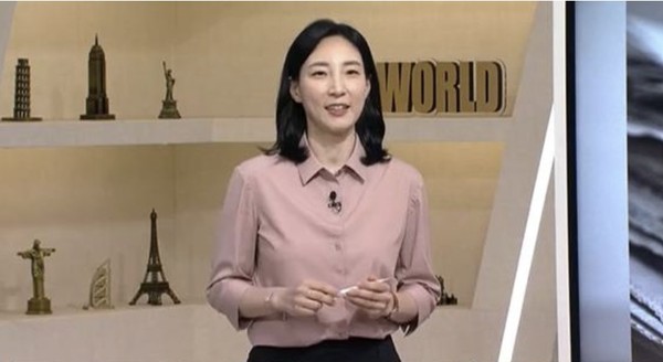 ▲ 지난 19일 방영된 tvN ‘벌거벗은 세계사'의 강연자로 나선 이자연 미디어커뮤니케이션학과 교수의 모습 ⓒ tvN