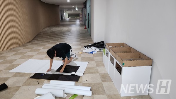 ▲ 柳同学正在亲自制作为了实证的原型机（试制品）。ⓒ 柳俊尚 同学