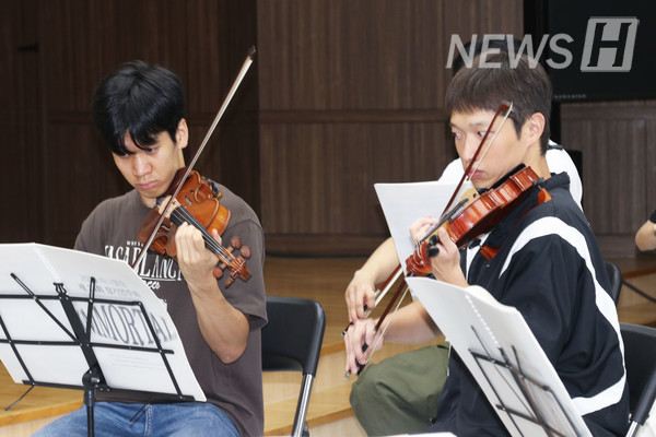 ▲ On August 31, the 24th regular concert 'IMMORTAL' by HanaKlang will be held at the Bucheon Art Center Concert Hall. How about wrapping up your summer break with an orchestra concert?