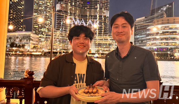 ▲ Kyung Je-hyun and Professor Chang giving their best in the AI field. © Student Kyung Je-hyun 