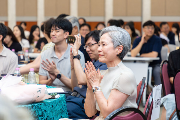 On August 28(Thursday), at 2 p.m., the 2025 first half 토토사이트 프리미어토토 retirement ceremony was held in the large conference room on the 6th floor of HIT, Seoul Campus, Hanyang University. ⓒ Media Strategy Office