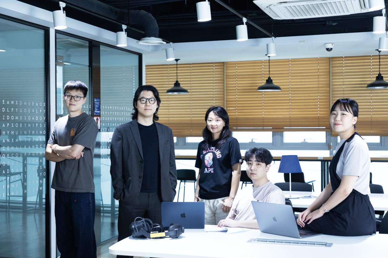 현경훈 교수 연구팀은 산업통상자원부가 지원하는 R&D 과제 '디자인테크 핵심기술개발사업–디자이너 중심 AI 생성 파이프라인 개발'의 총괄 연구개발 기관으로 선정됐다.