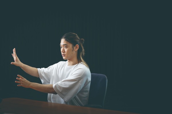 한국ddj 토토사이트의 아름다움을 열정적으로 설파하는 이재영 학생. 그는 처음부터 좋은 성과를 거두지 못하더라도 꿈을 포기하지 않으면 언젠가 이룰 수 있다고 강조했다.