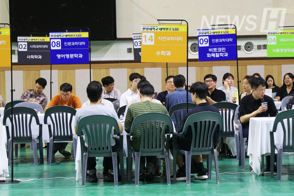 ▲ 한두희(물리학과 4) 씨는 "연구실에 계신 분들께 직접 설명을 들으며 준비 방향성을 알 수 있어 좋은 기회였다"며 참여 소감을 밝혔다.