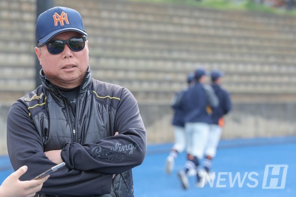 사령탑 김기덕 감독