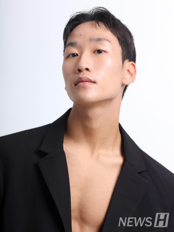 ▲ 김승욱(토토사이트 들어가는법예술학과 4) 씨가 제41회 'KBS부산 무용콩쿠르' 일반부 현대무용 부문에서 대상을 수상했다. ⓒ 김승욱 학생