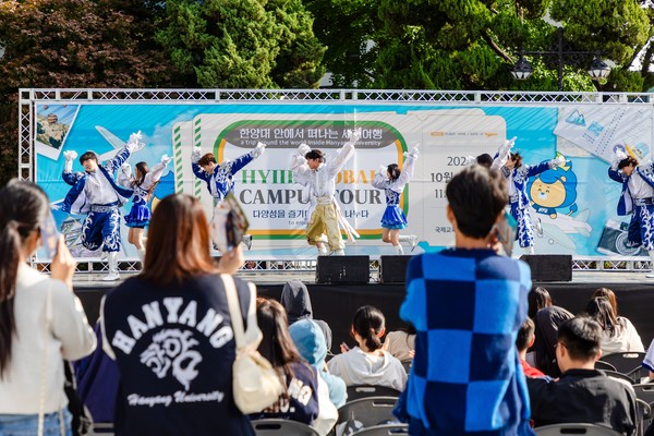 Students prepared and delivered rich performances that fueled the festival’s excitement on the stage of‘2025 Global Campus Tour.’ 