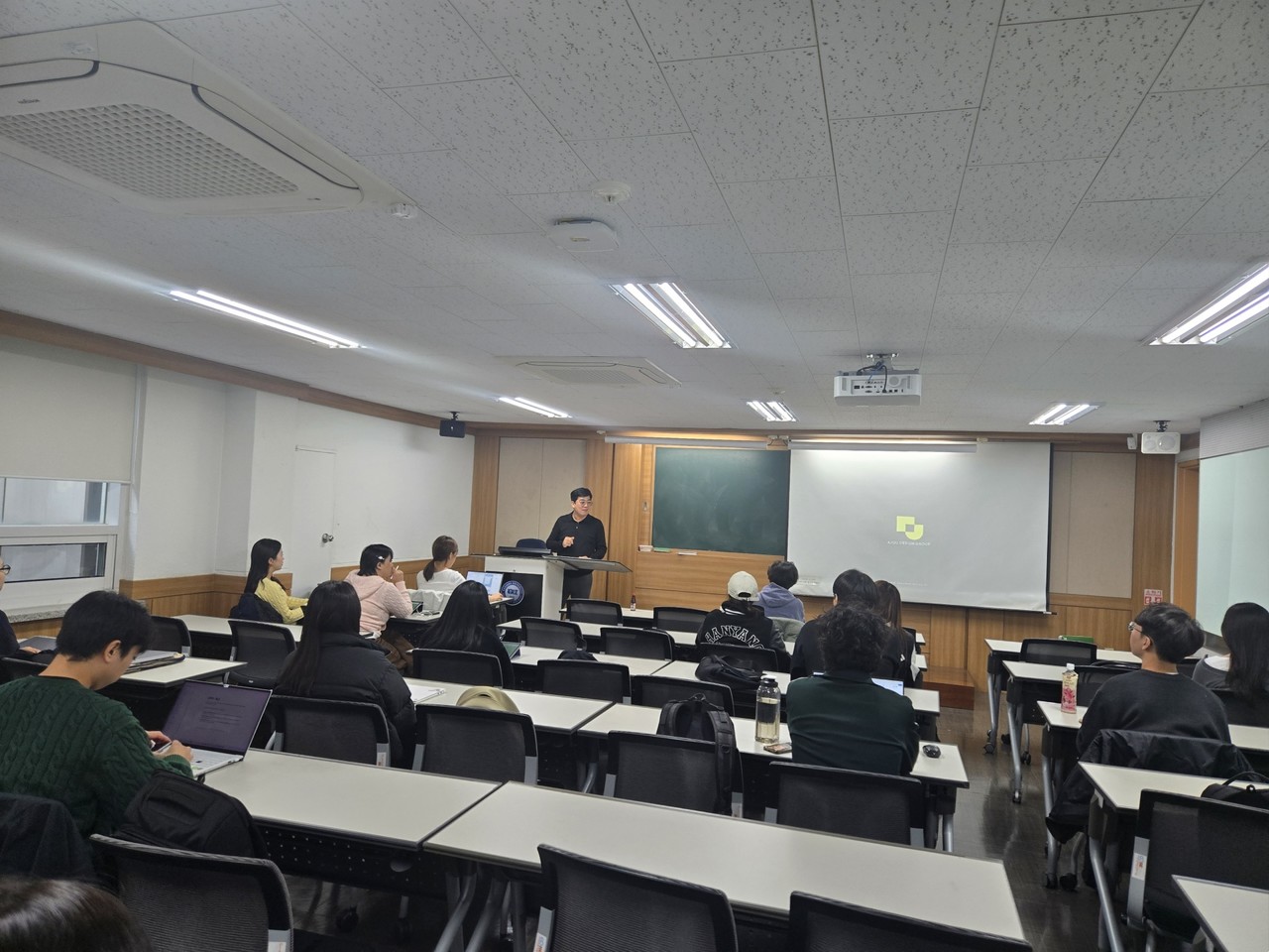 ▲ 이번 자리는「빅데이터, 사물인터넷, 그리고 인문학적 상상력」수업의 일환으로 마련됐다.