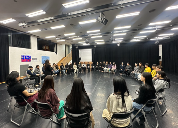 ▲ 프라이데이 쇼잉 참여 학생들의 모습