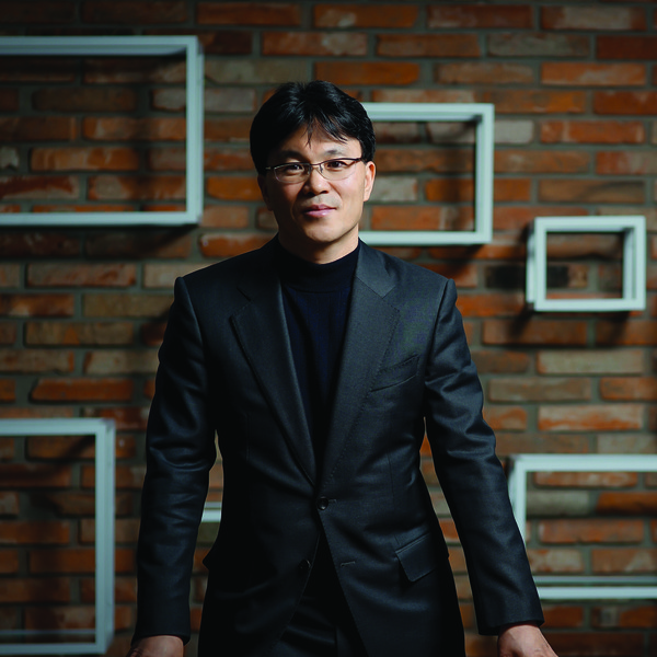                                                                         韩基洙 Philoptics 代表理事