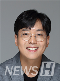 ▲ Professor Lee plans to continue research to commercialize and expand the application of underground wireless 페스타토토 and data transmission technology. © Professor Lee Byung-hun