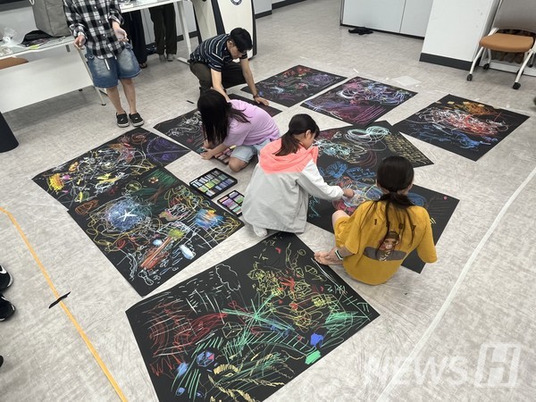 ▲ 김 토토사이트 자유게시판는 "개인의 고유함과 다양성이 얼마나 중요한 것인지 사람들에게 다시 이야기하는 것이 중요한 목표 중 하나다"고 전했다. ⓒ 김선아 토토사이트 자유게시판